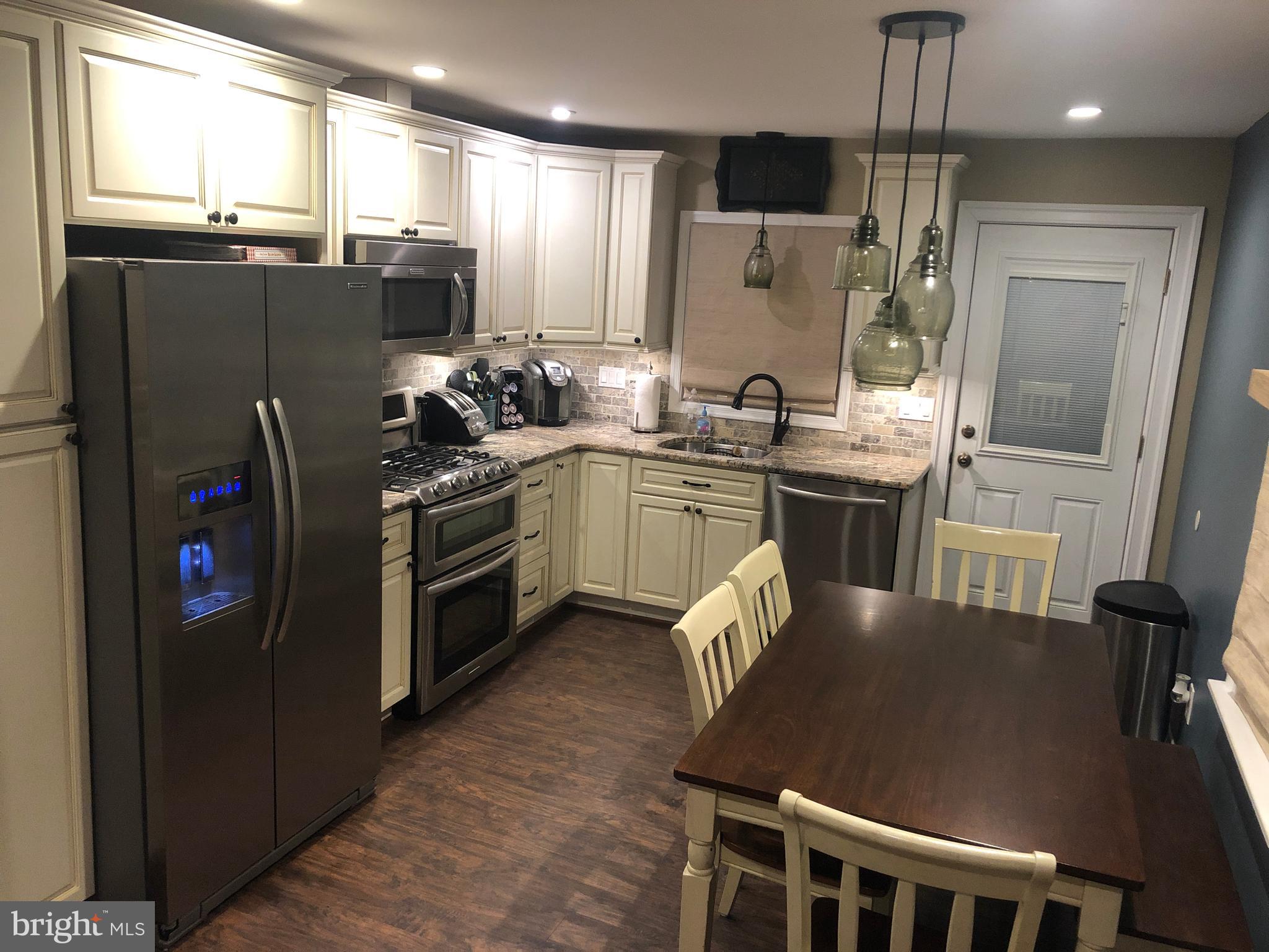 FERNDALE FARMS - Residential Lease