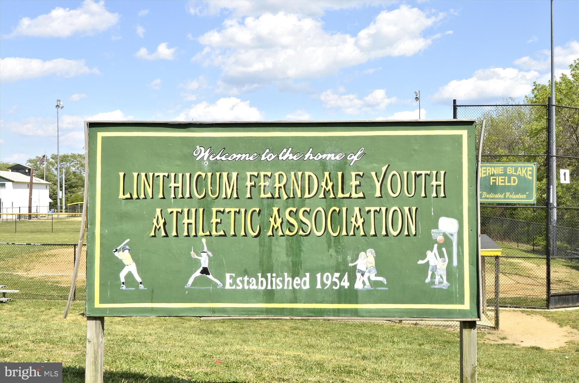 FERNDALE FARMS - Residential Lease