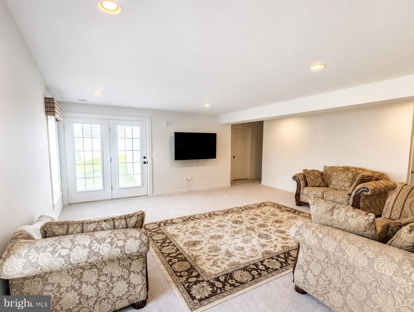 6047 GREENSPRING ROAD BASEMENT