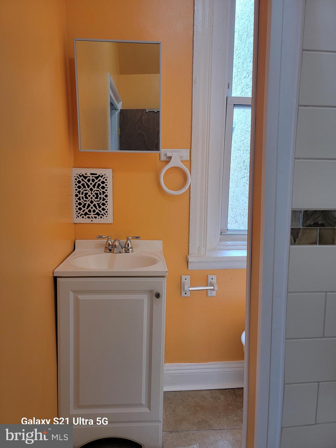 UNIVERSITY CITY - Residential Lease