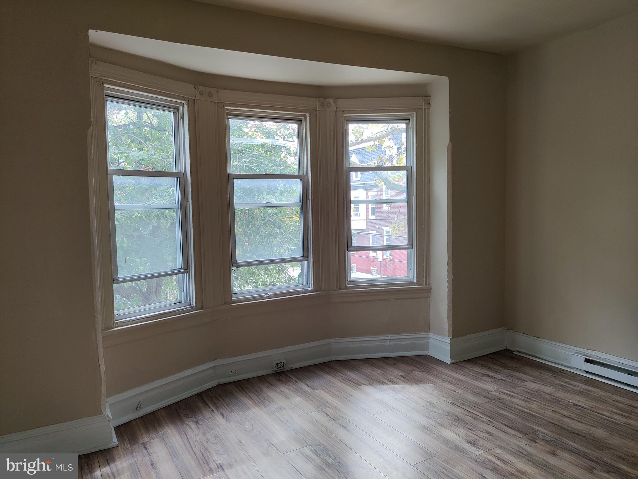 UNIVERSITY CITY - Residential Lease