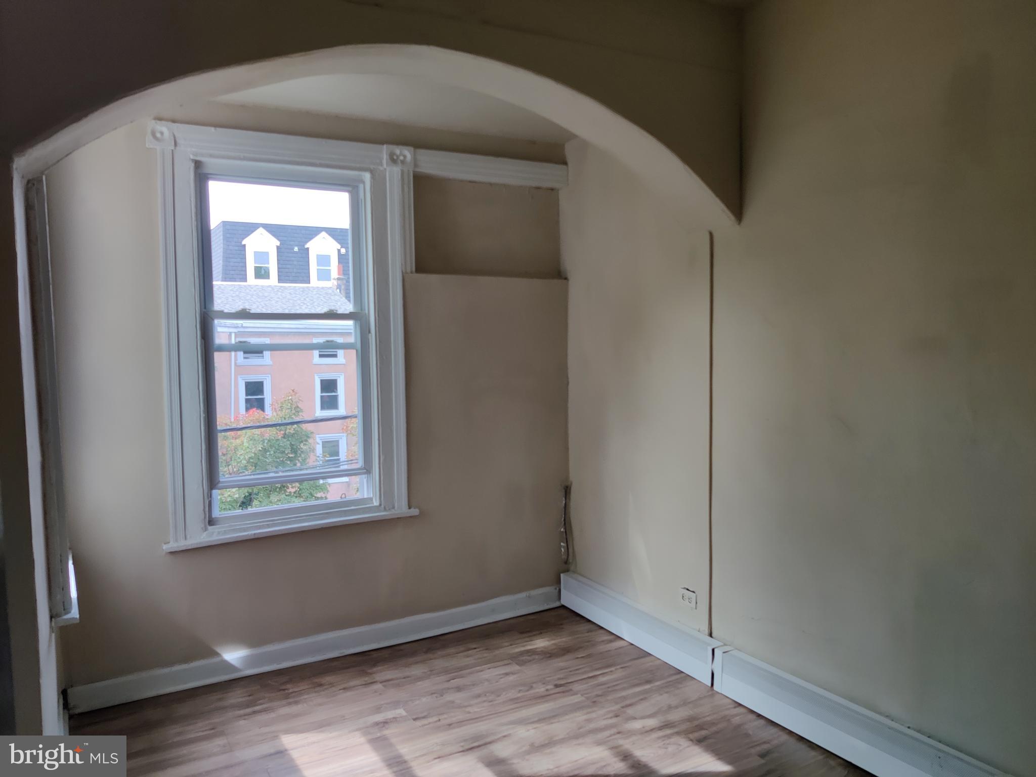 UNIVERSITY CITY - Residential Lease