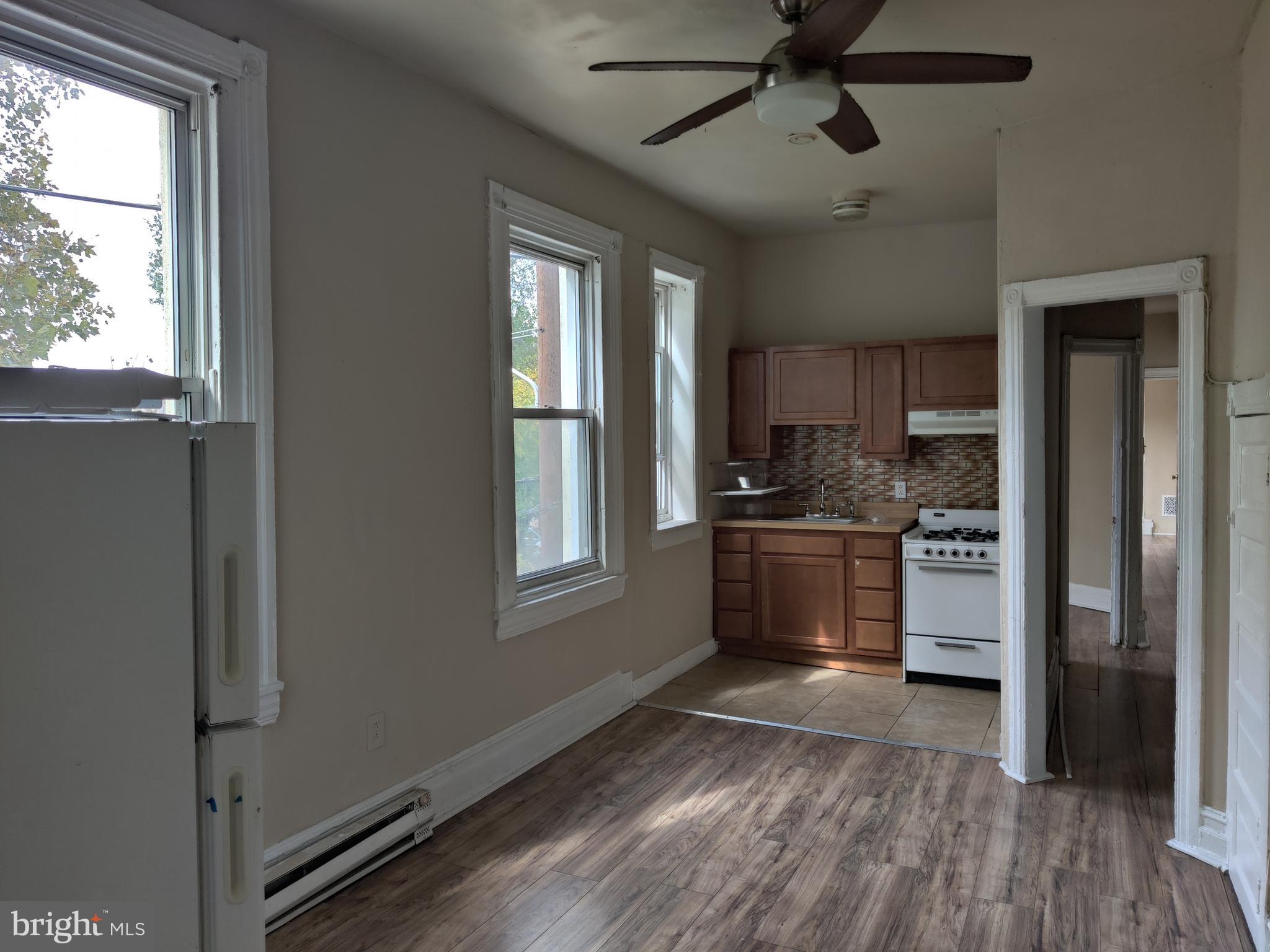 UNIVERSITY CITY - Residential Lease