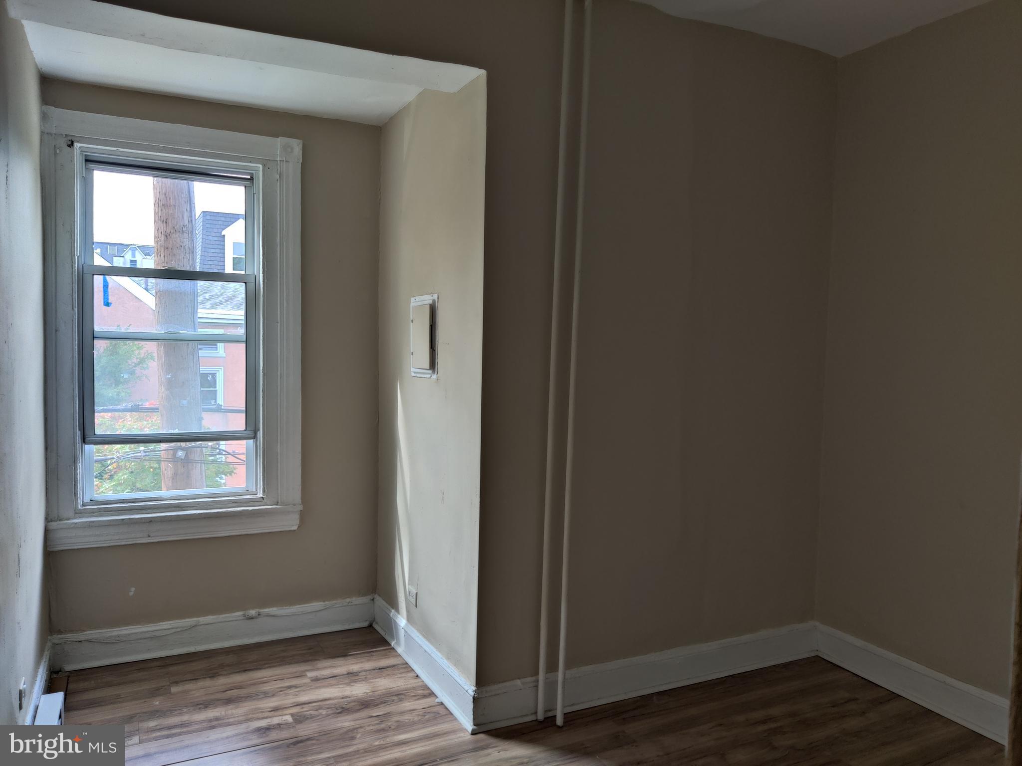 UNIVERSITY CITY - Residential Lease