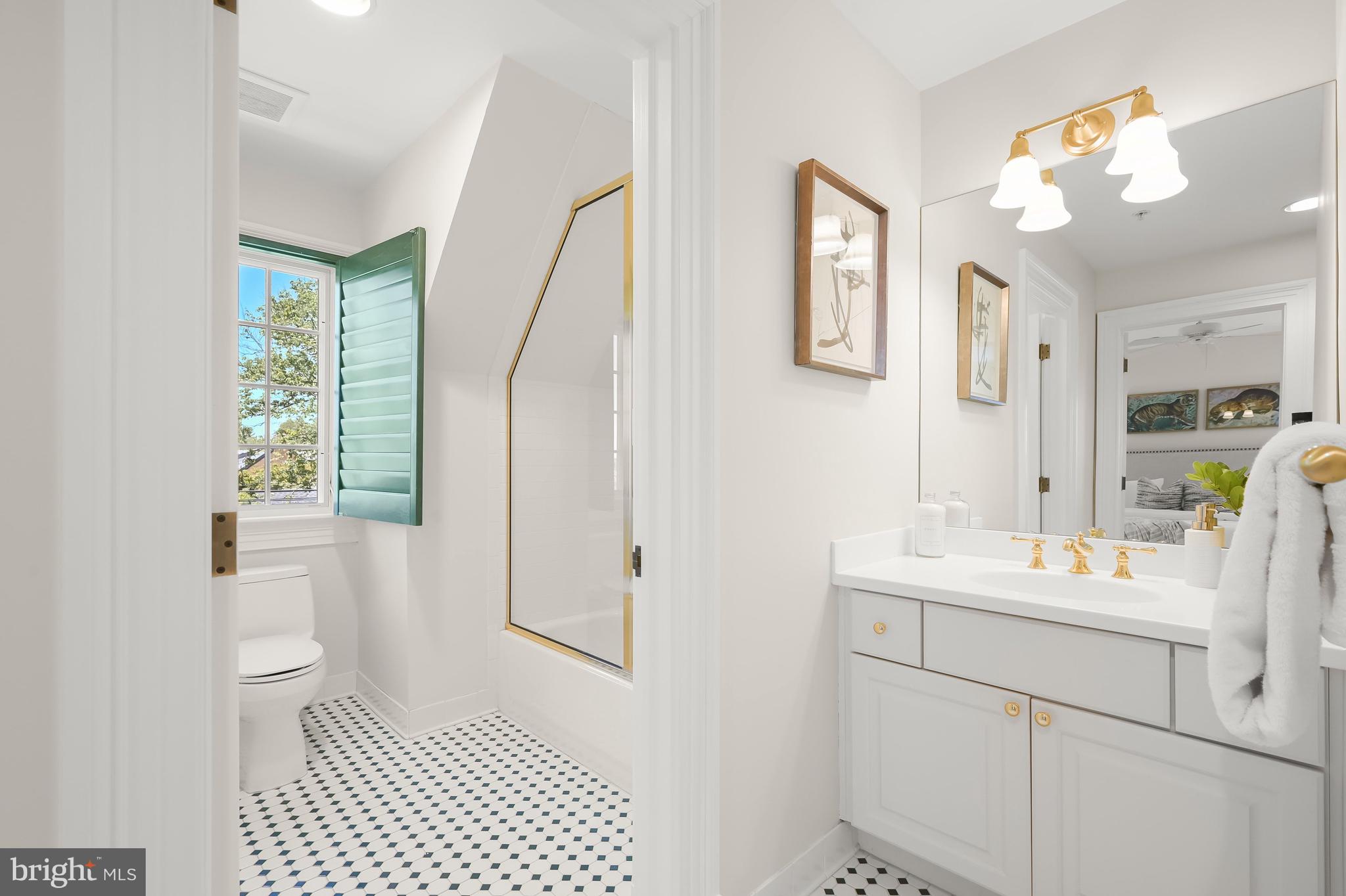 OBSERVATORY CIRCLE - Residential