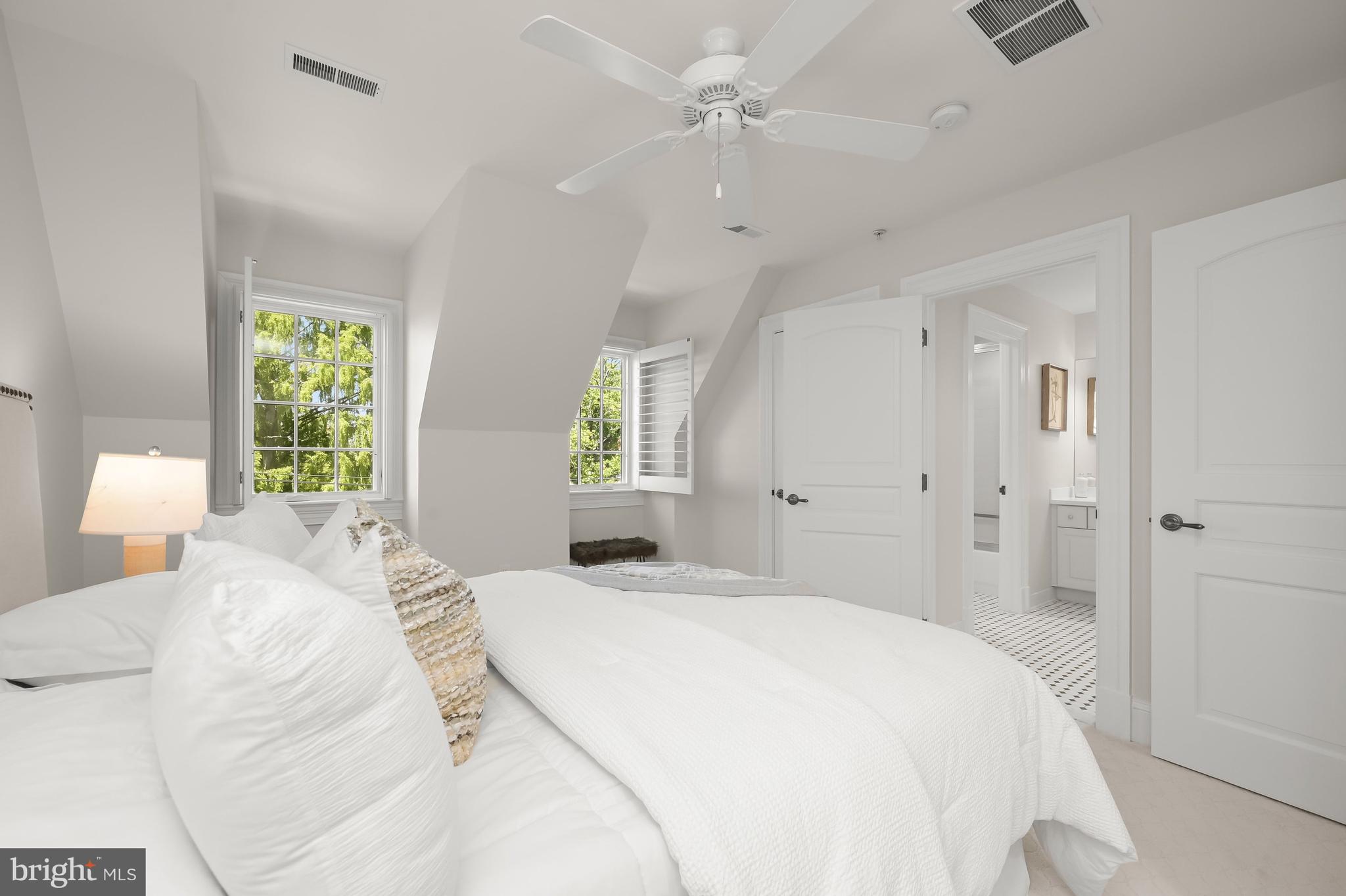 OBSERVATORY CIRCLE - Residential