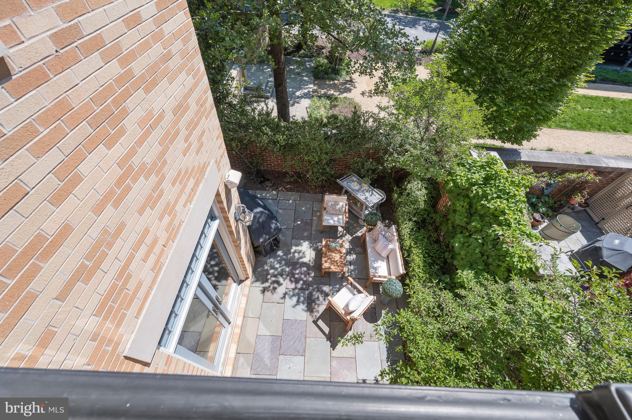 OBSERVATORY CIRCLE - Residential