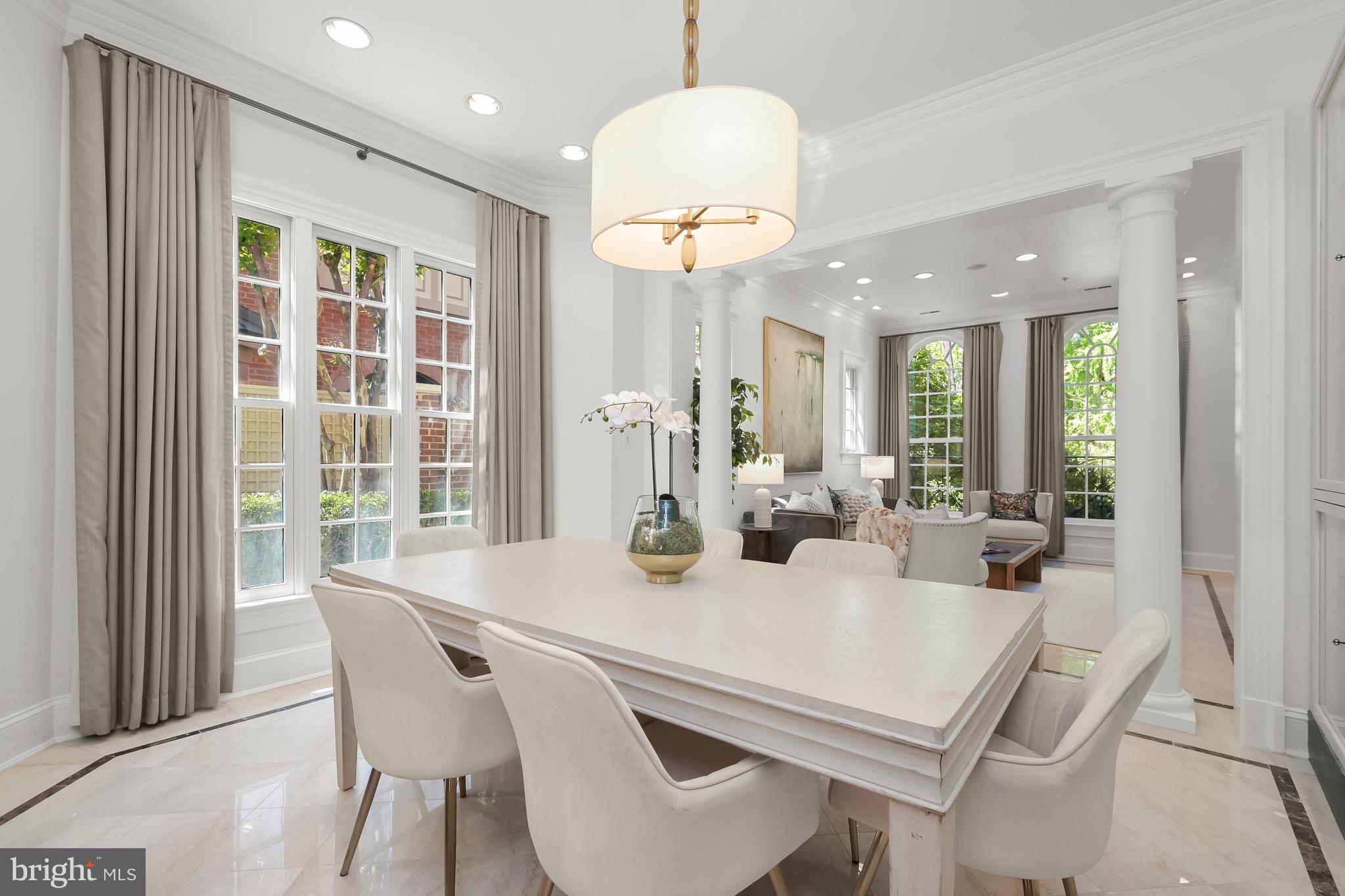 OBSERVATORY CIRCLE - Residential