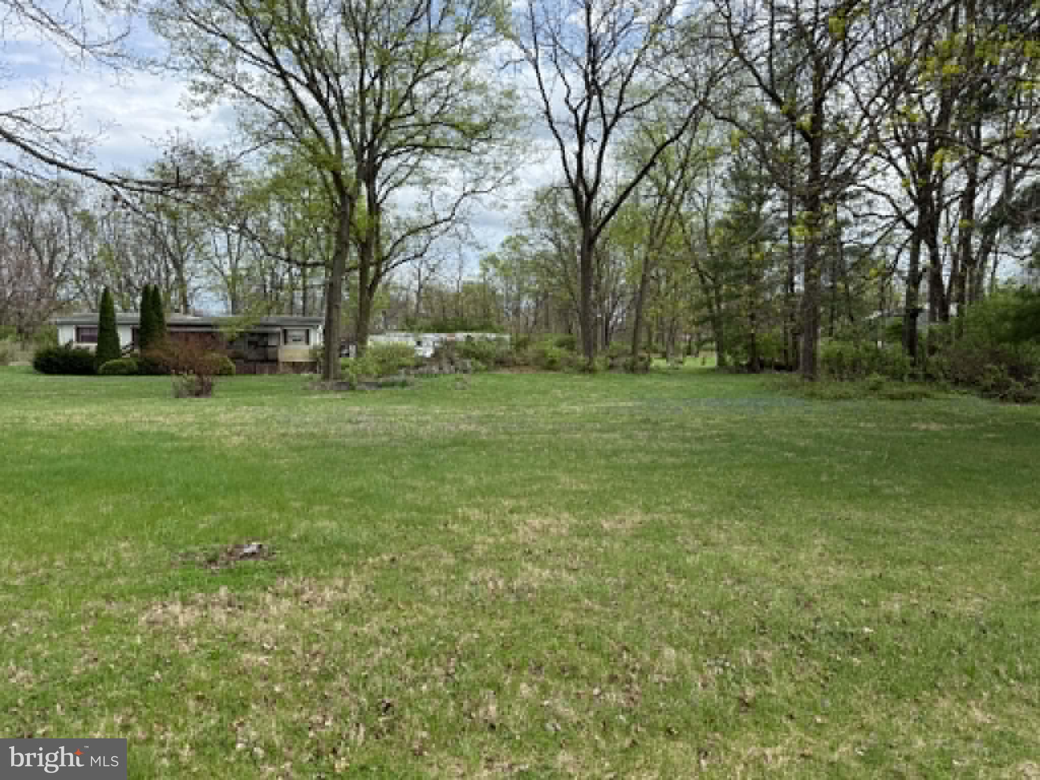 376 LOGIE LANE