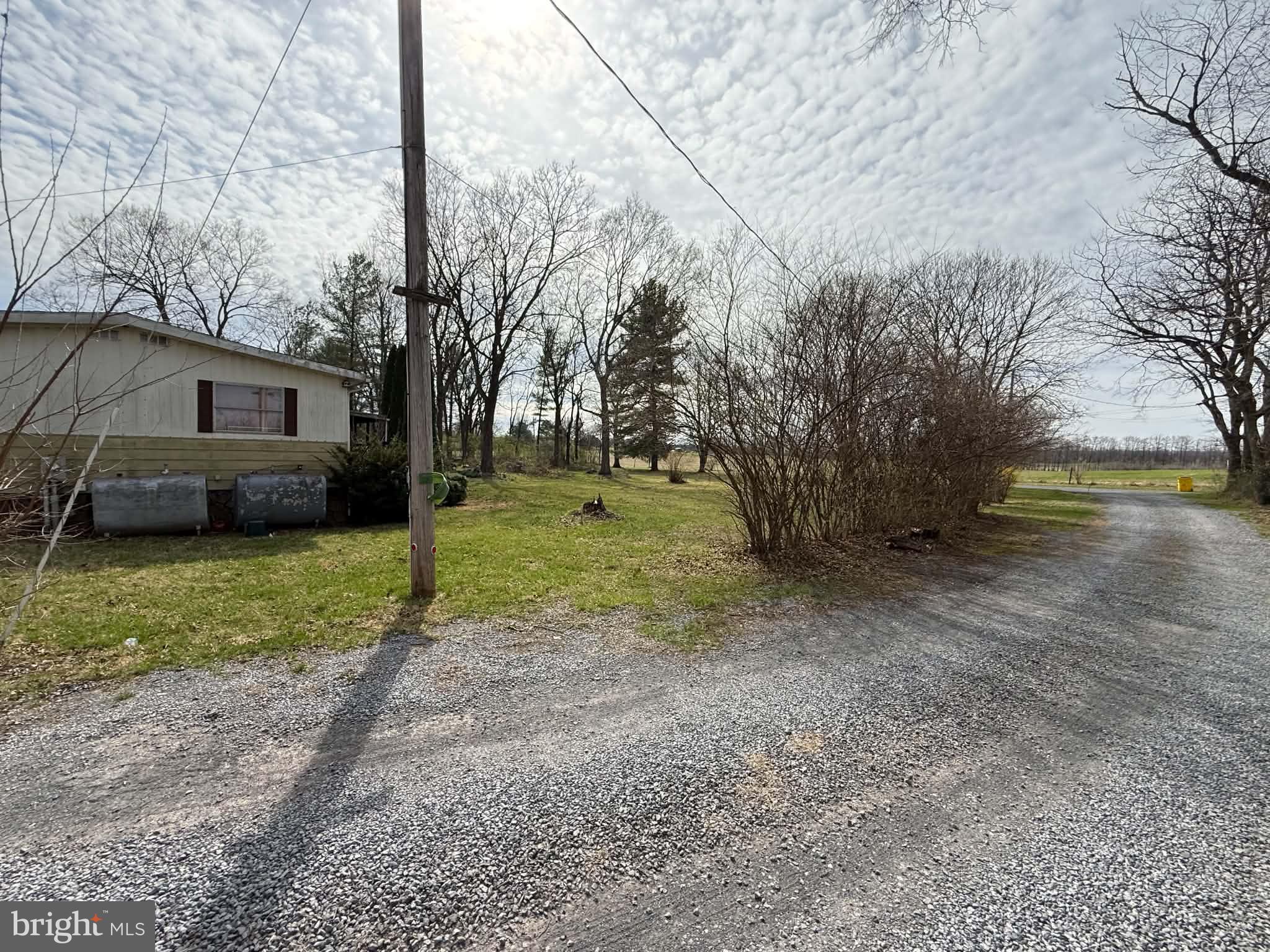 376 LOGIE LANE