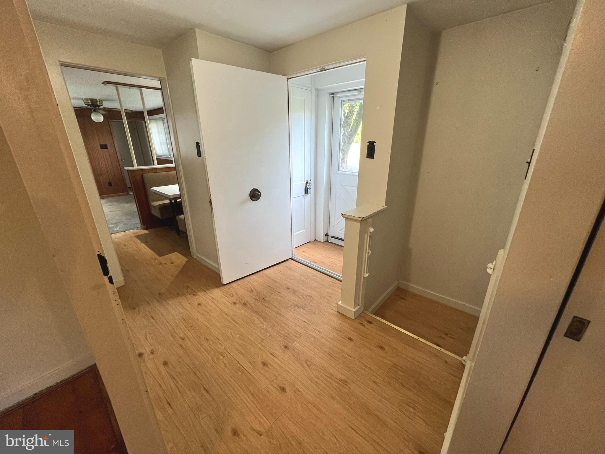 5136 SUNSET DRIVE