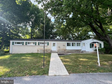 Homes For Sale - 5136 Sunset Drive<br/> HARRISBURG, PA 17112