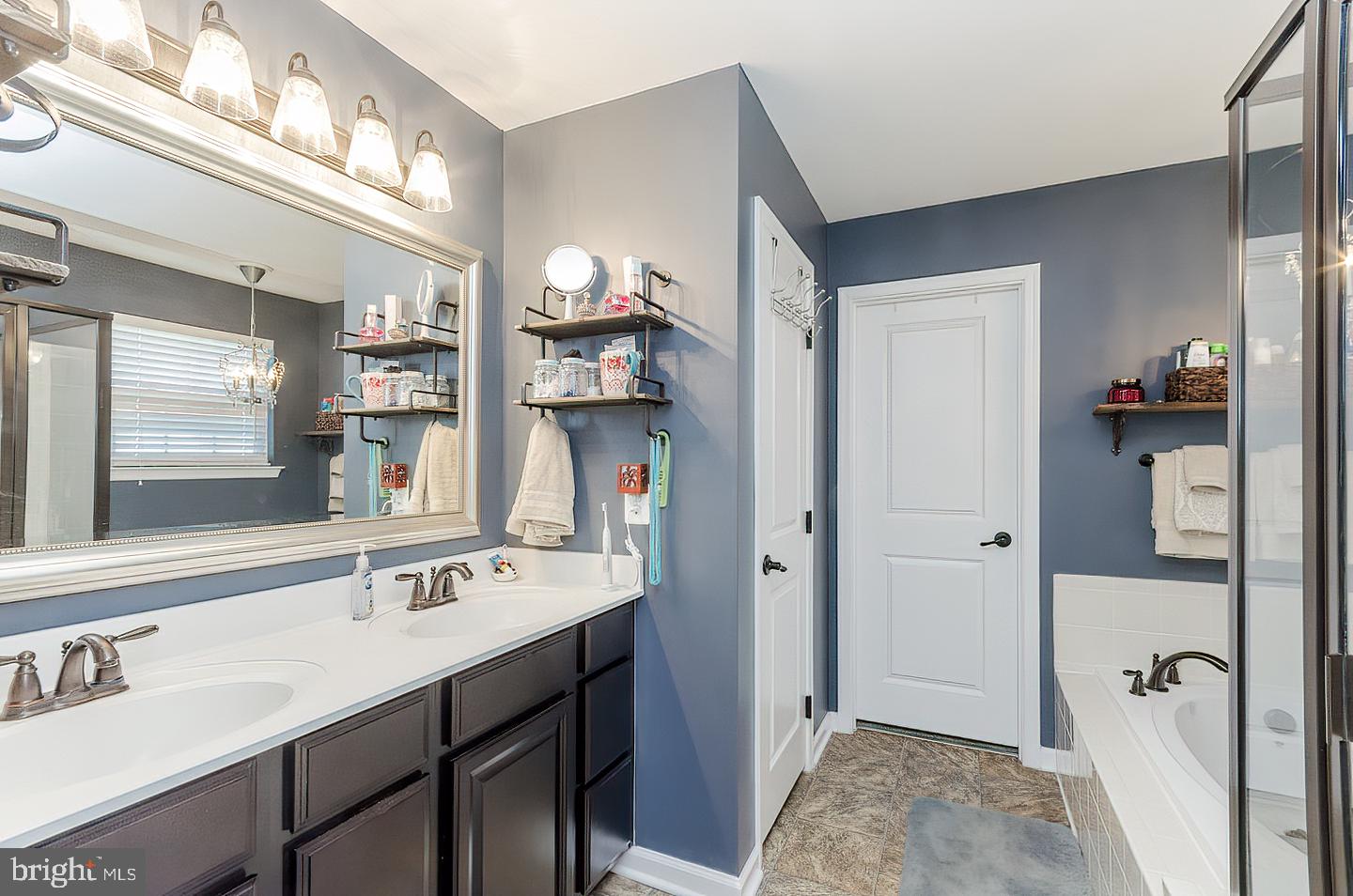 SNOWDEN BRIDGE - Residential