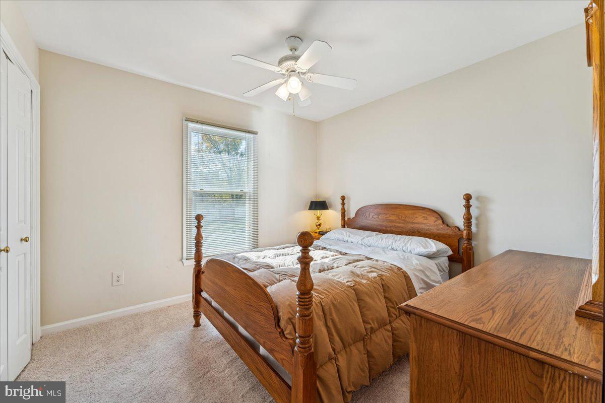 CRESTBROOK - Residential