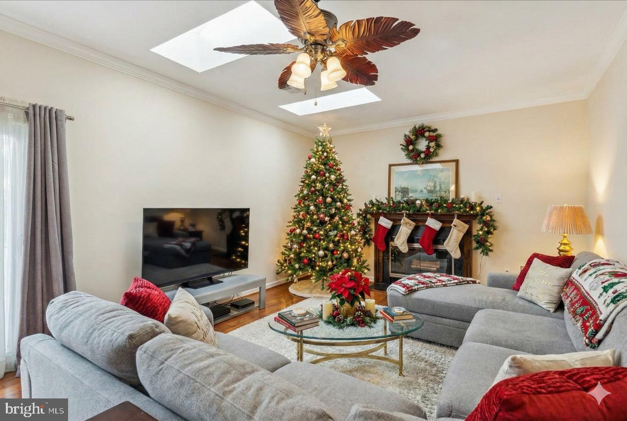 1551 BROWNSVILLE DRIVE