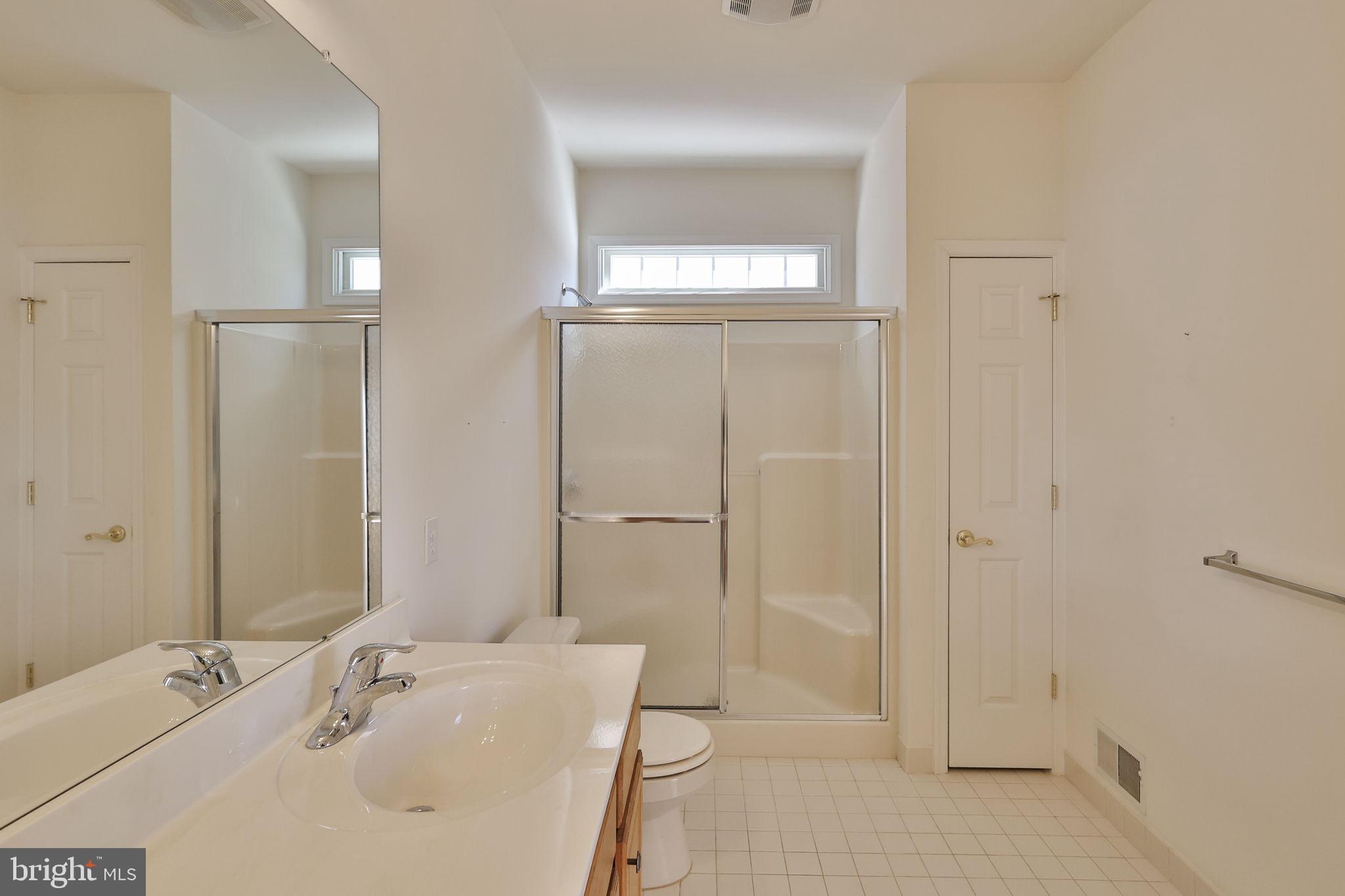 HIGHLAND AT GLENMOOR - Residential