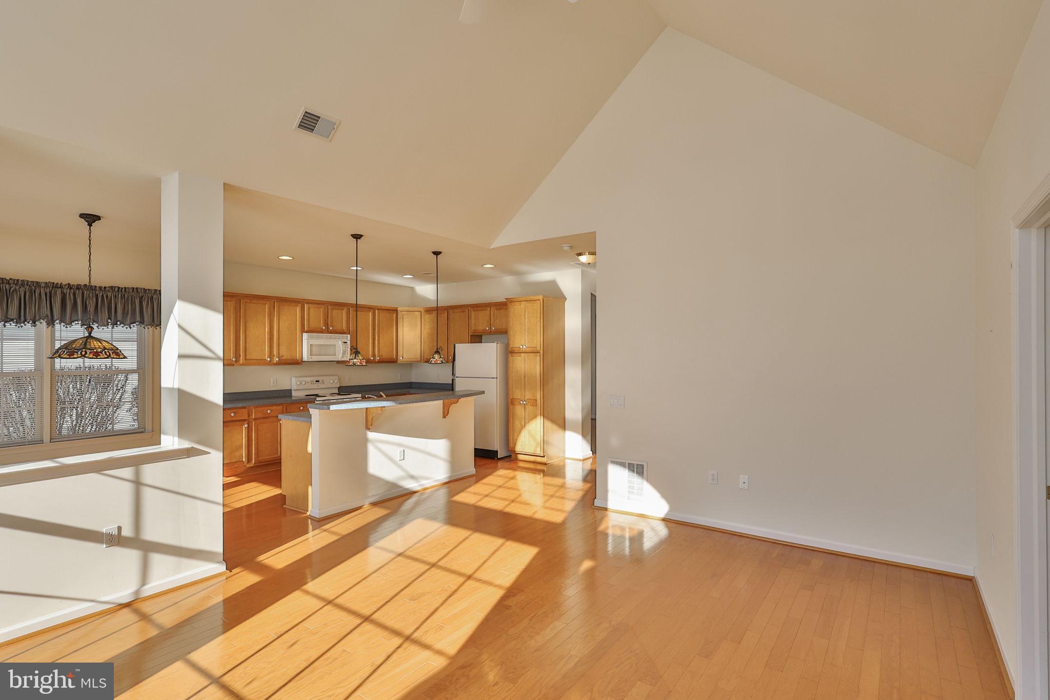 HIGHLAND AT GLENMOOR - Residential