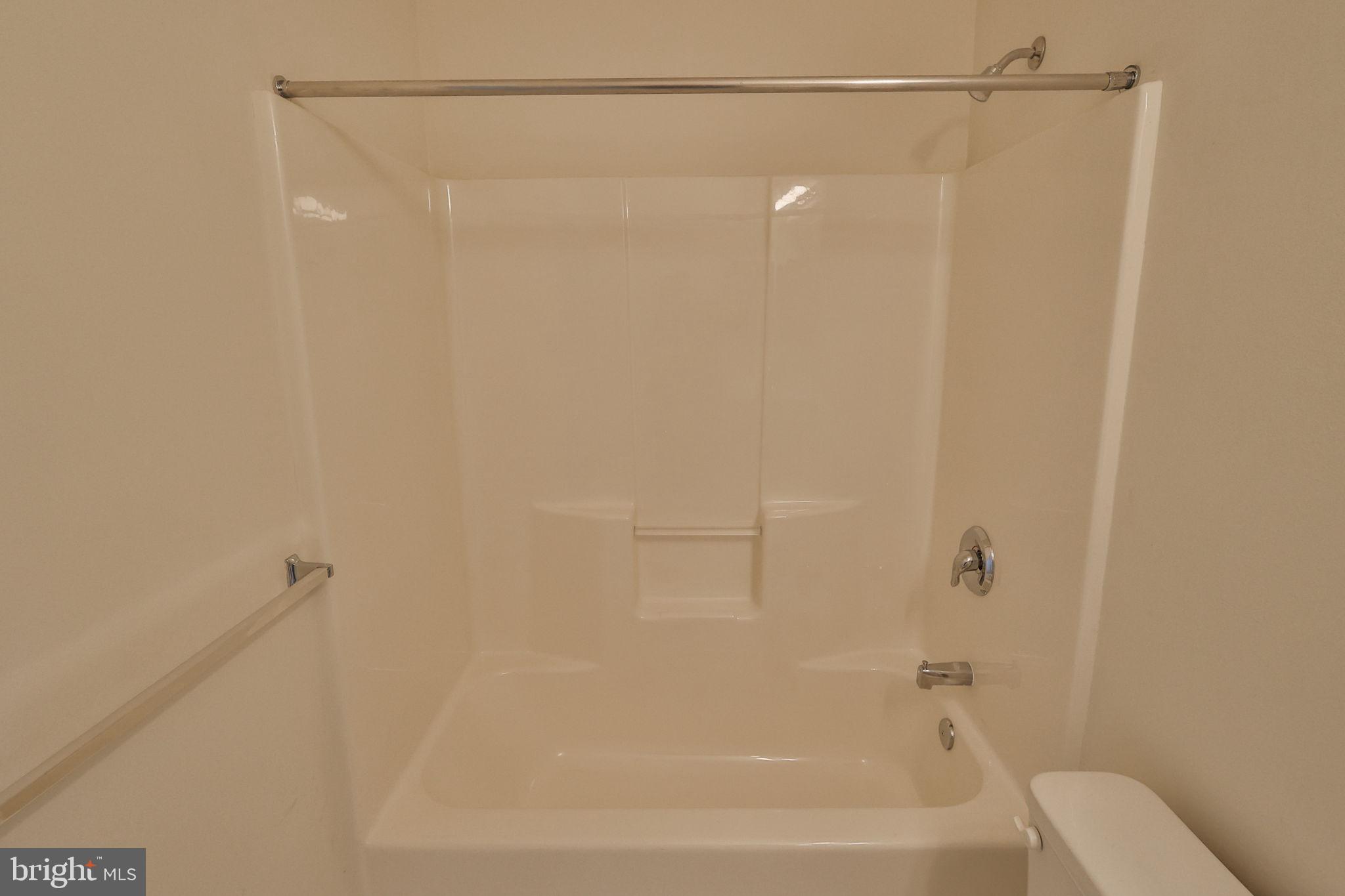 HIGHLAND AT GLENMOOR - Residential