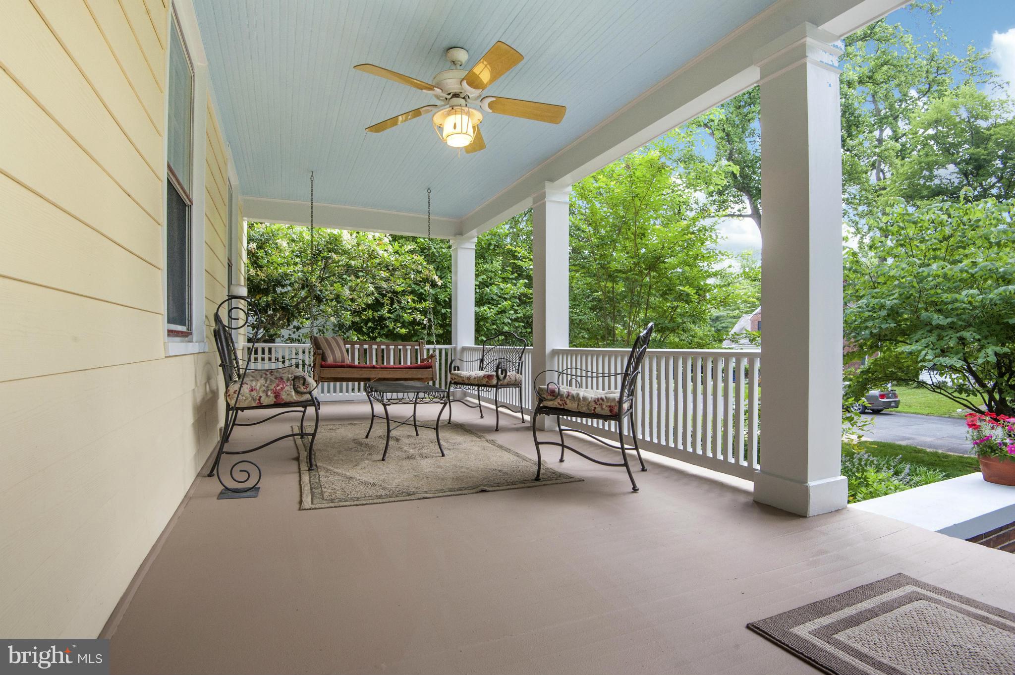 WOODSIDE - Residential