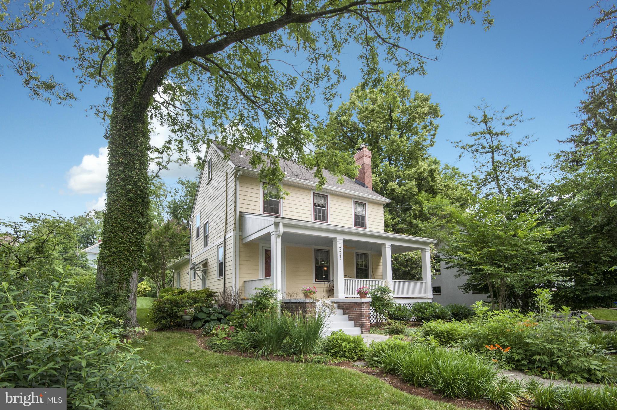 WOODSIDE - Residential