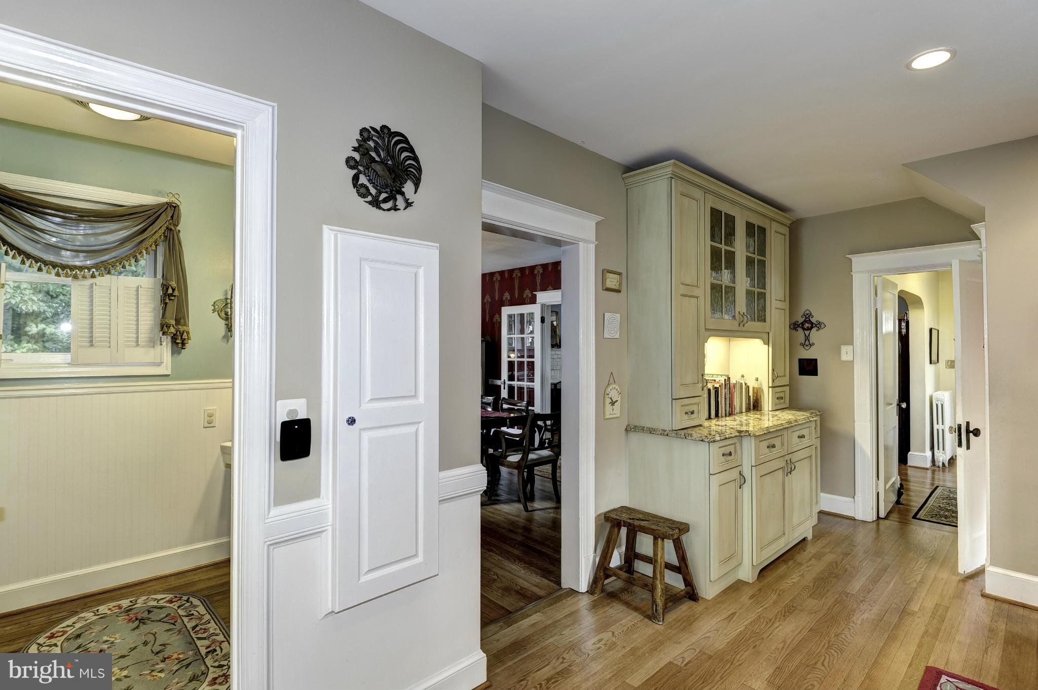 WOODSIDE - Residential