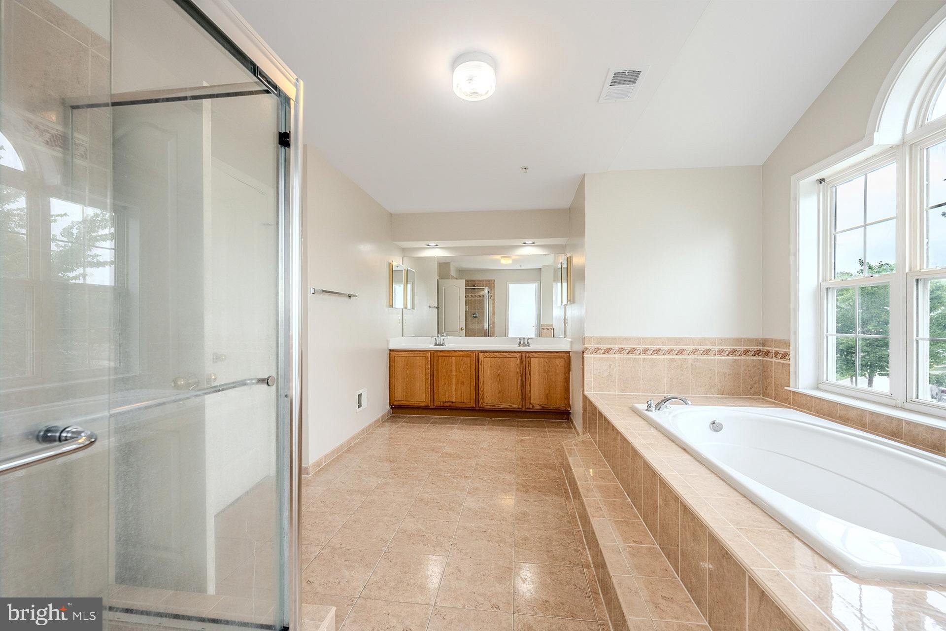 GREENHAVEN RUN - Residential