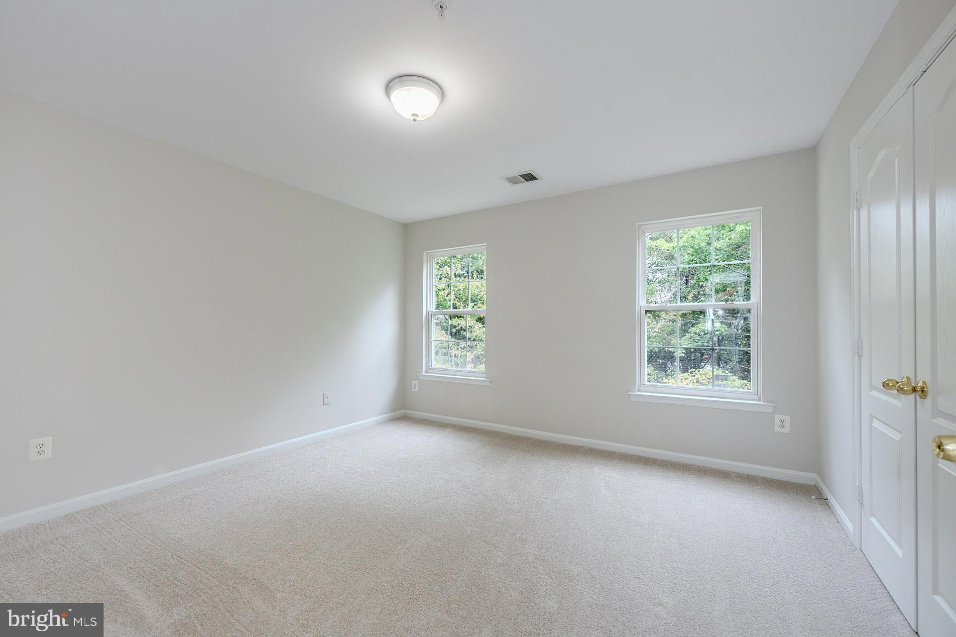 GREENHAVEN RUN - Residential