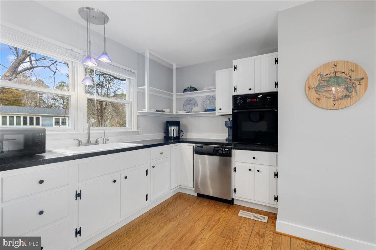 BENNETT POINT - Residential