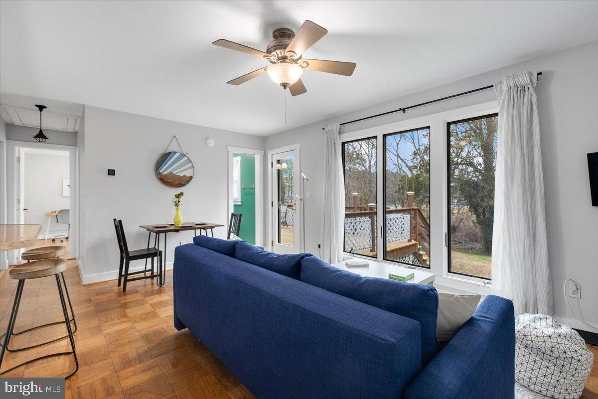 BENNETT POINT - Residential