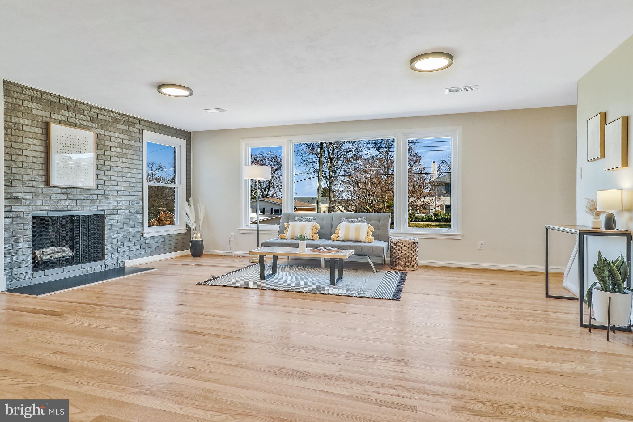 VILLAMAY - Residential