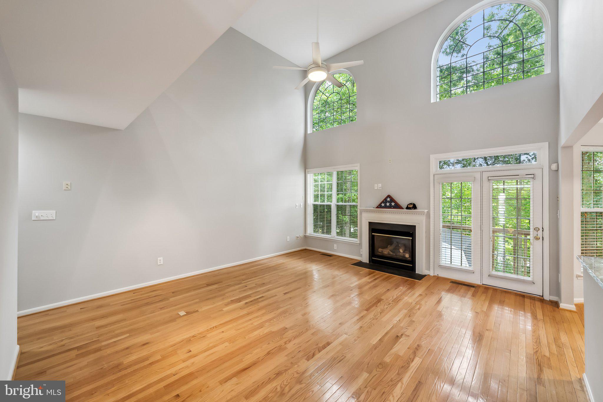 CLIFTON PINES - Residential