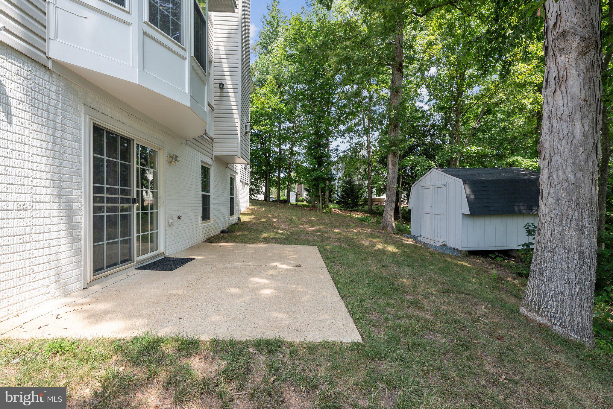 CLIFTON PINES - Residential