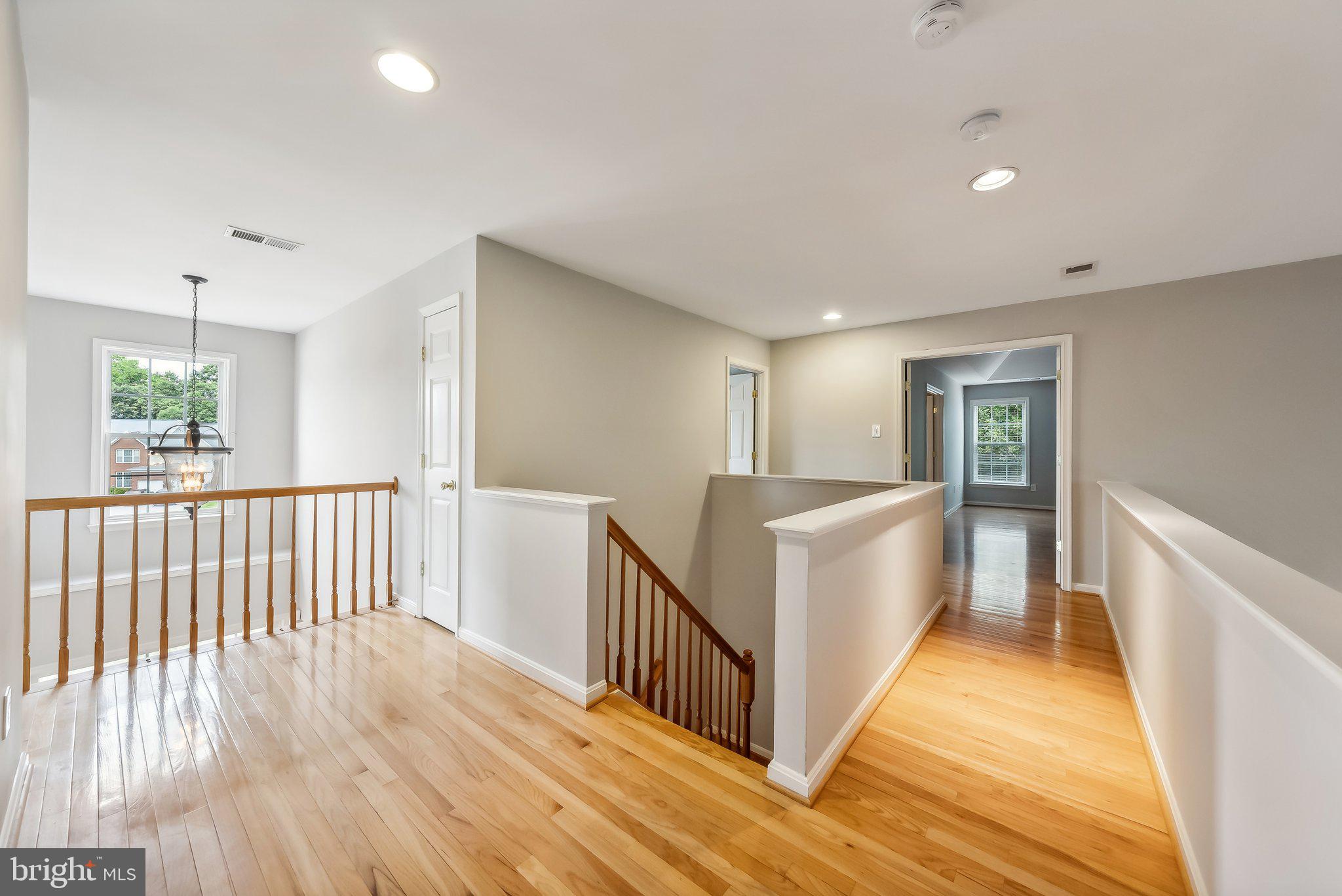 CLIFTON PINES - Residential