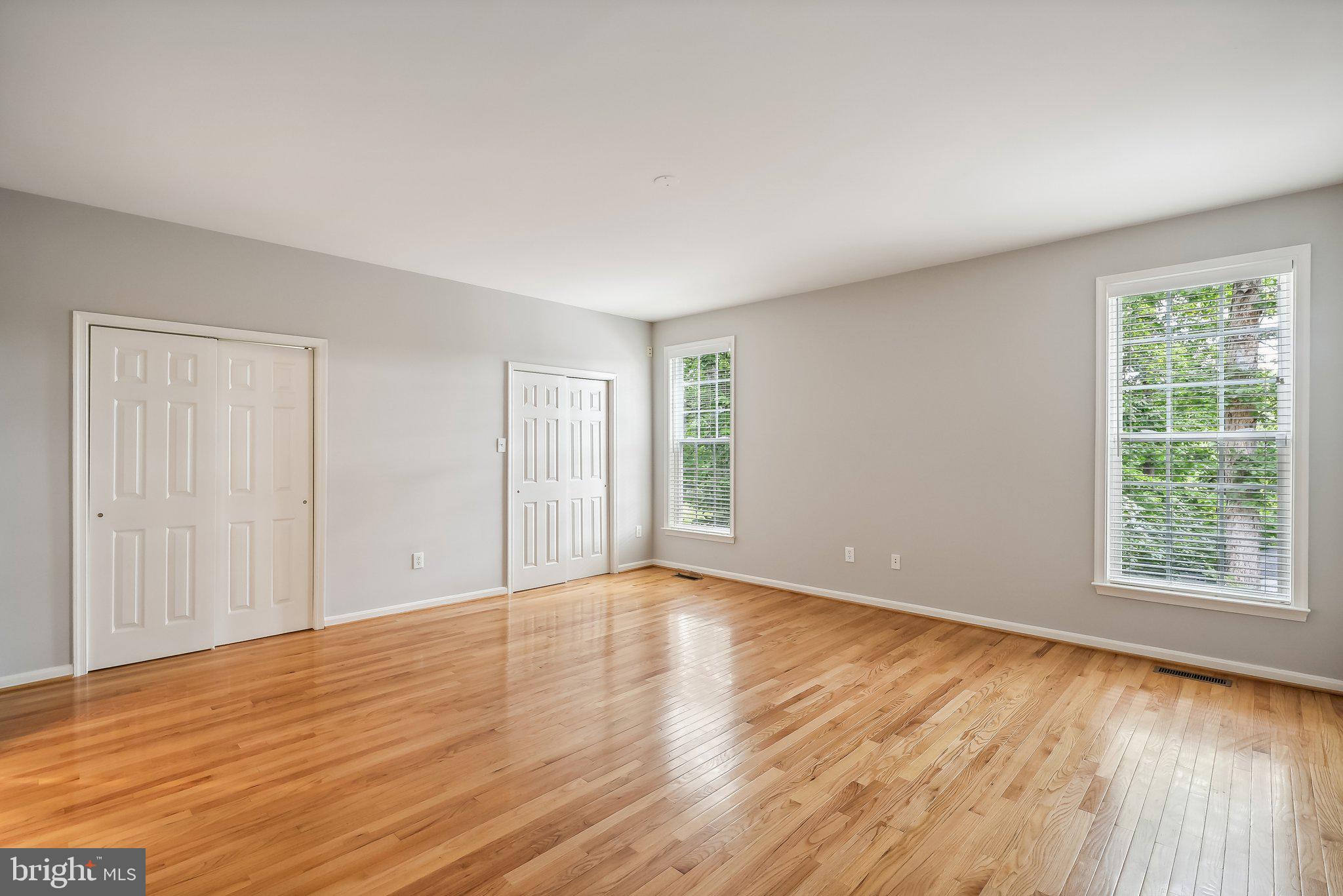 CLIFTON PINES - Residential