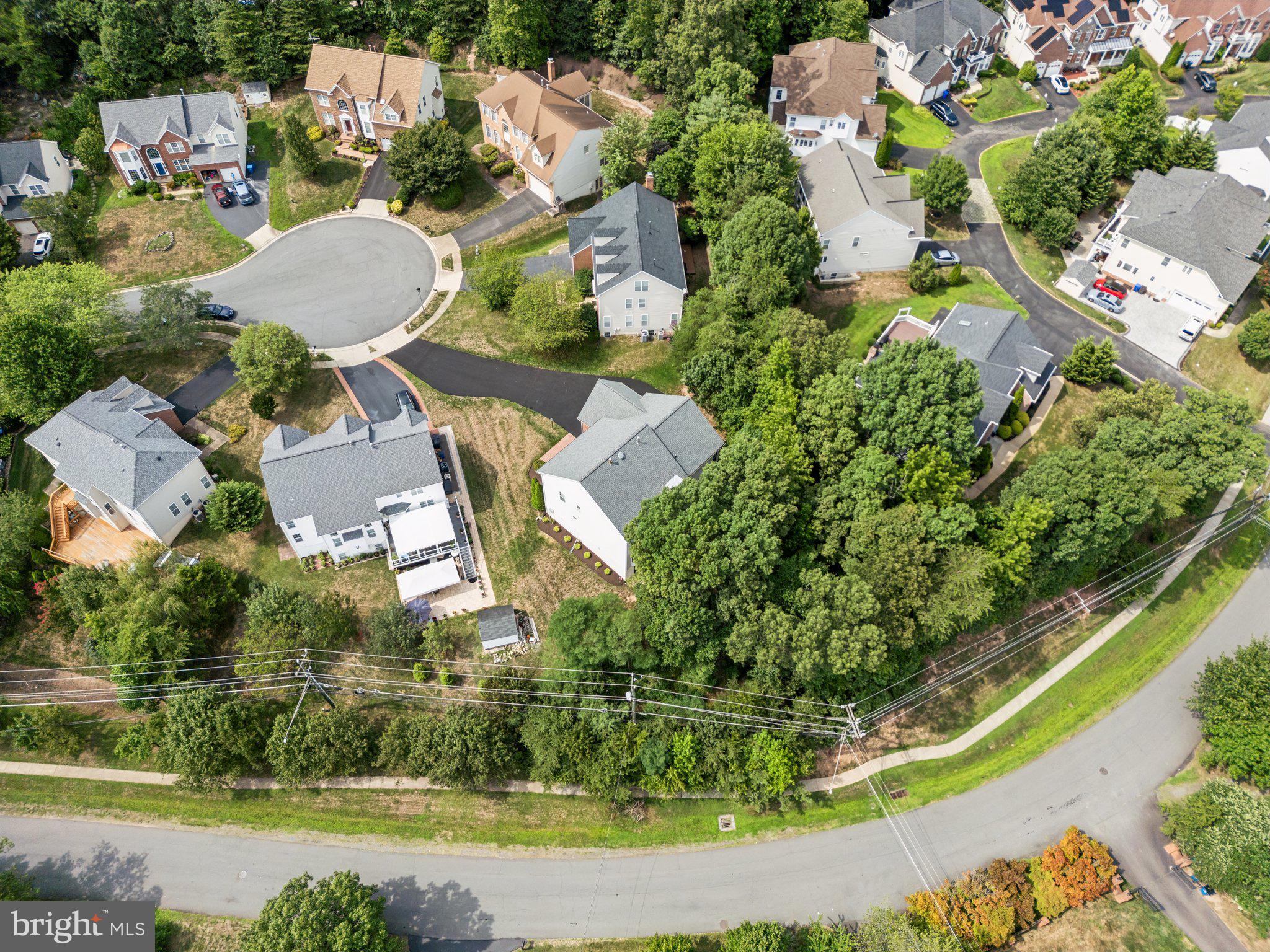 CLIFTON PINES - Residential