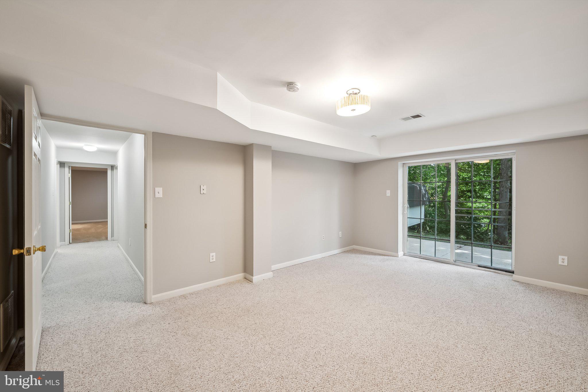 CLIFTON PINES - Residential