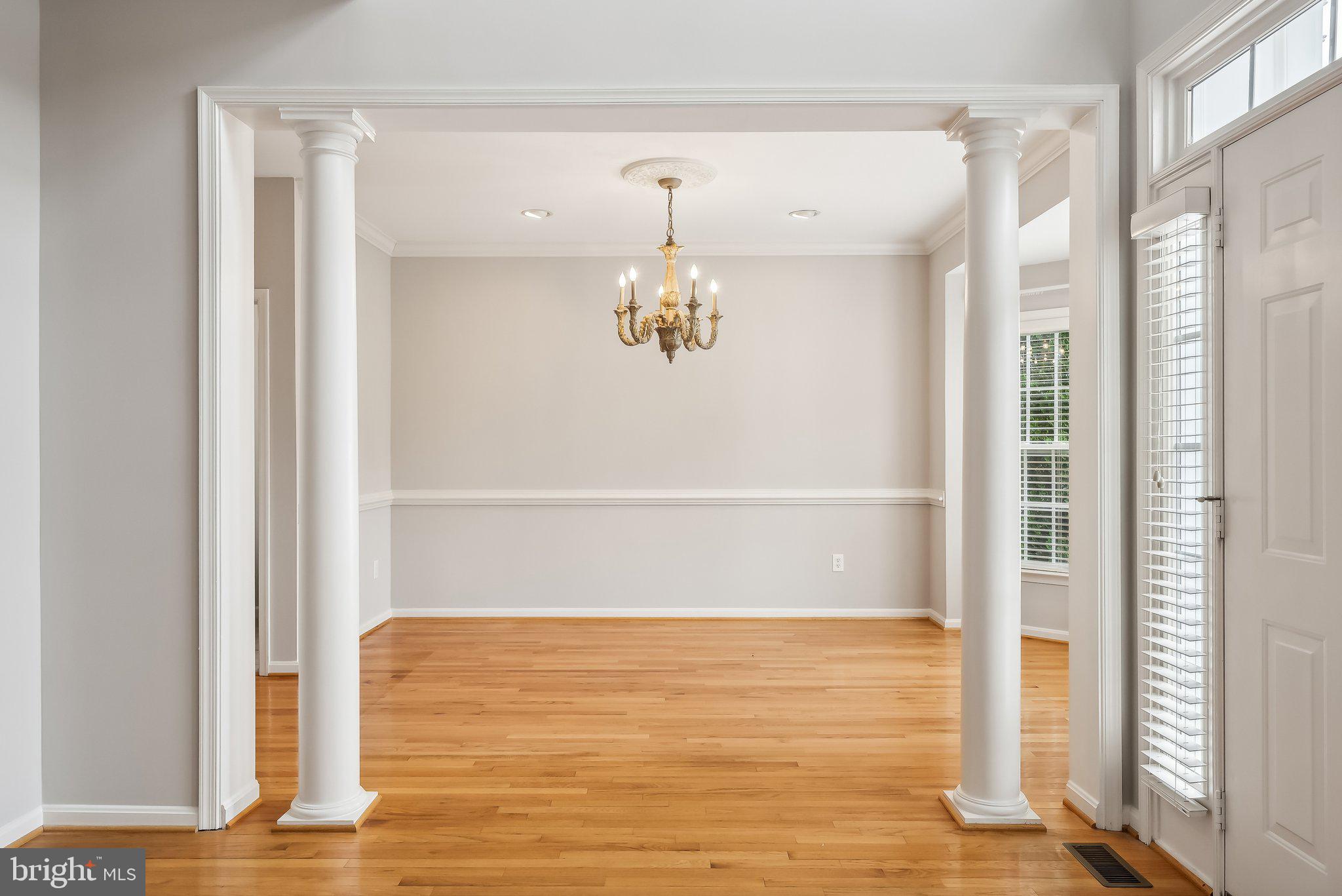 CLIFTON PINES - Residential