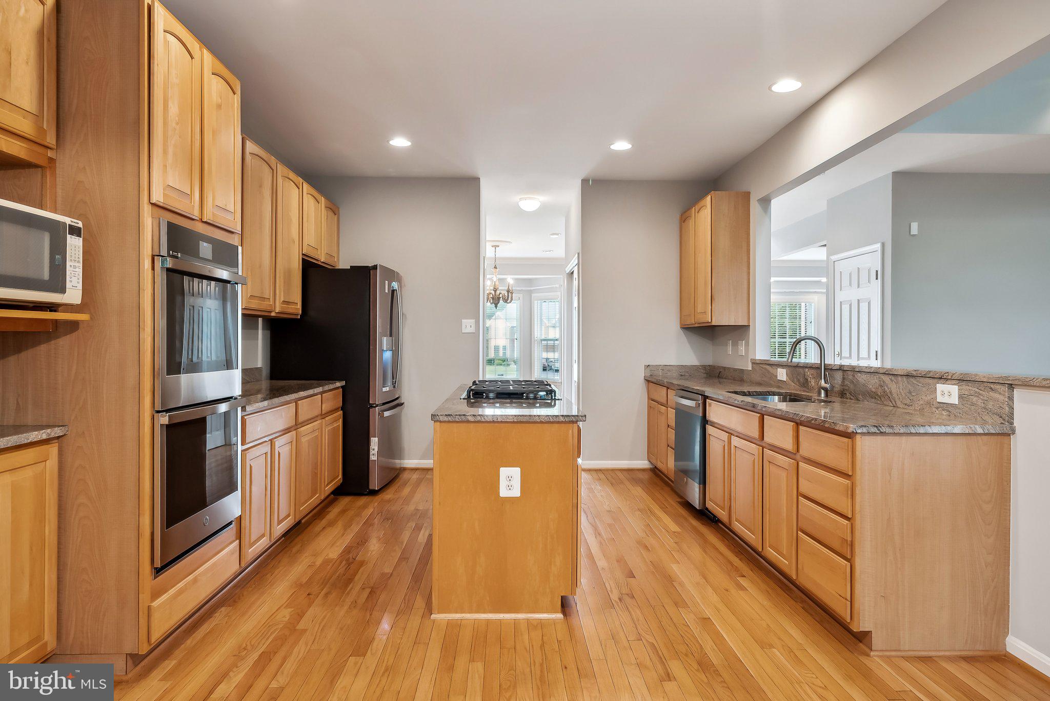 CLIFTON PINES - Residential