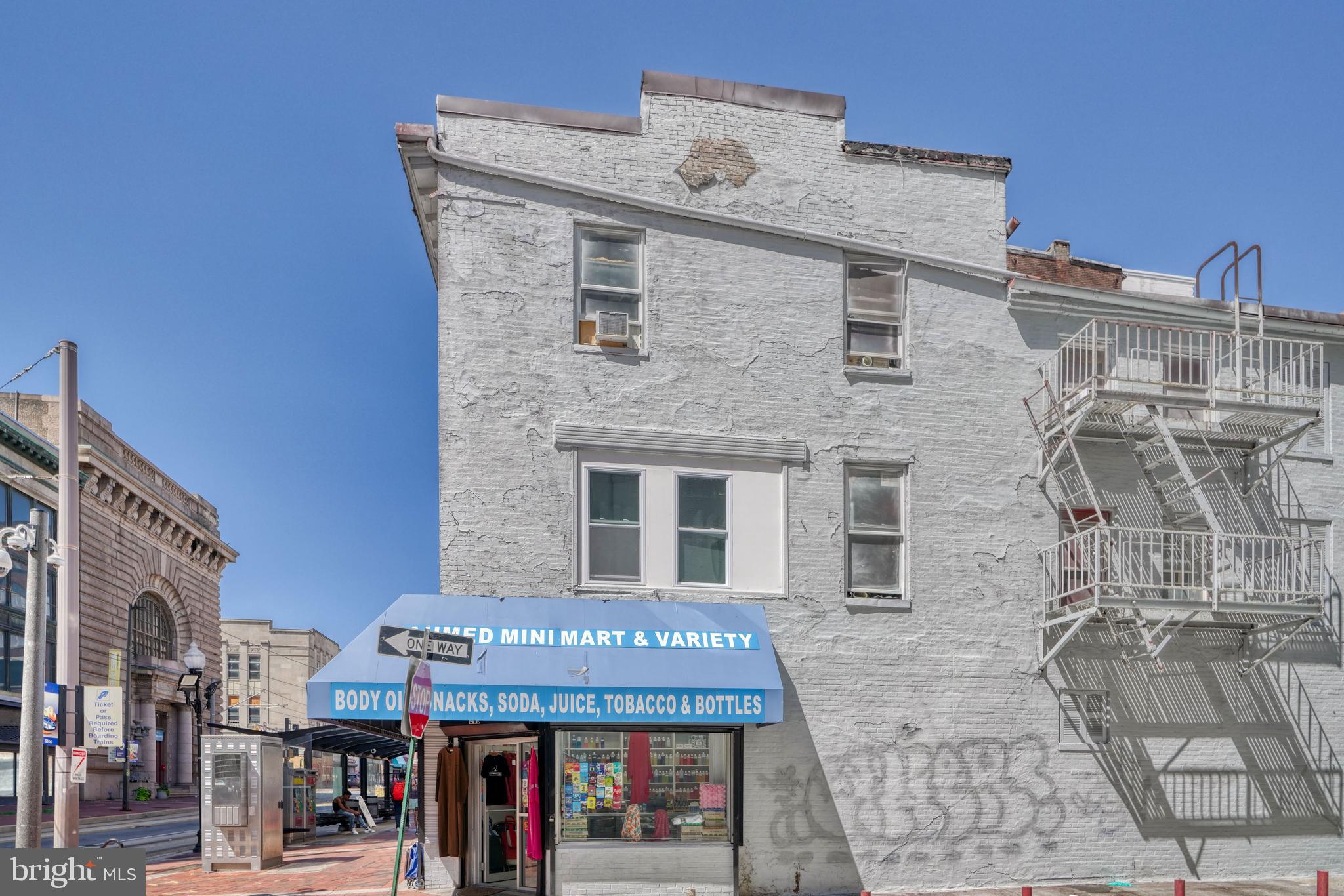219 N HOWARD STREET