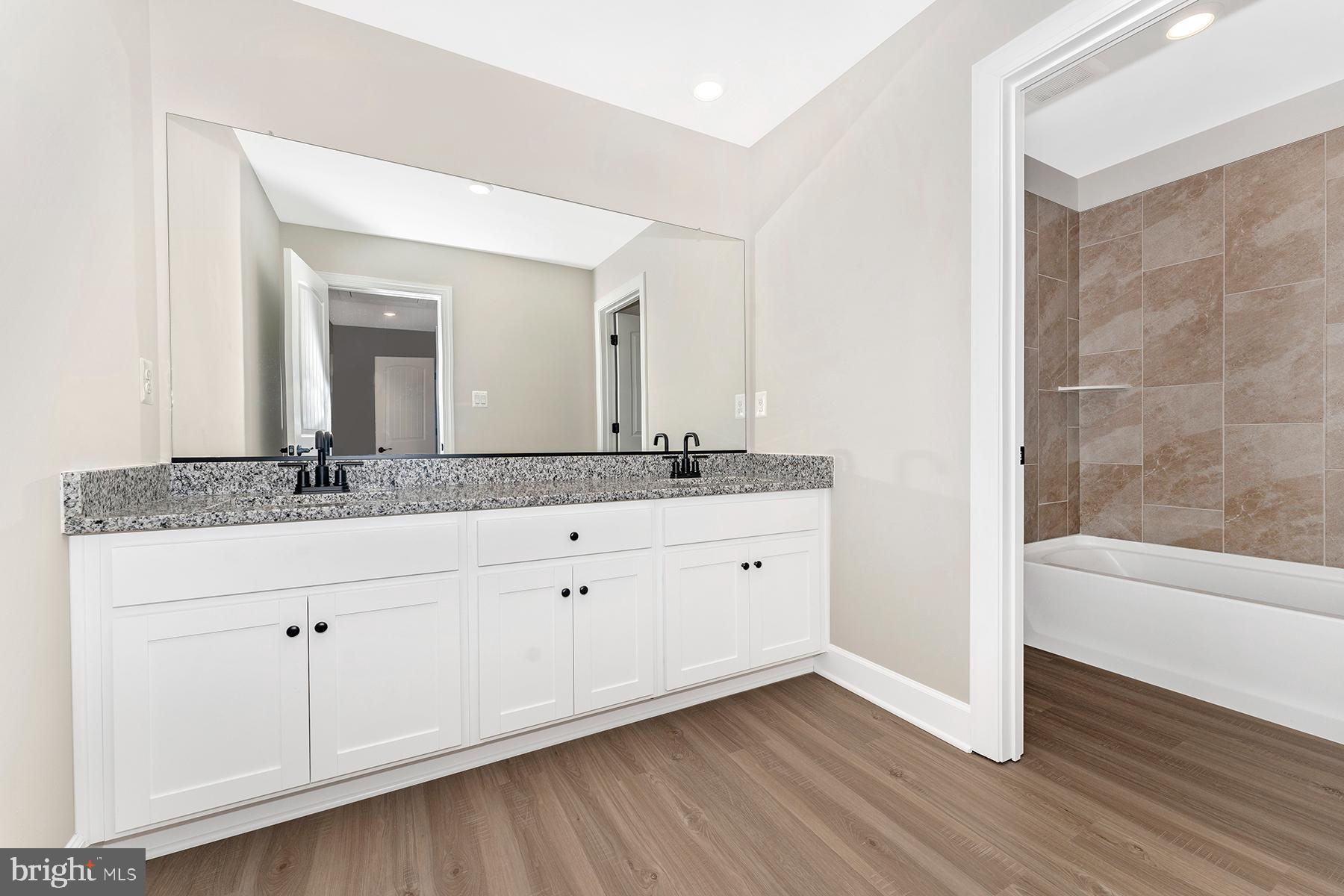 BRIMINGTON FARM - Residential