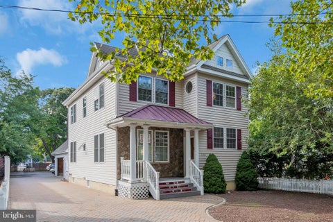 Homes For Sale - 146 N Main Street<br/> MANAHAWKIN, NJ 08050
