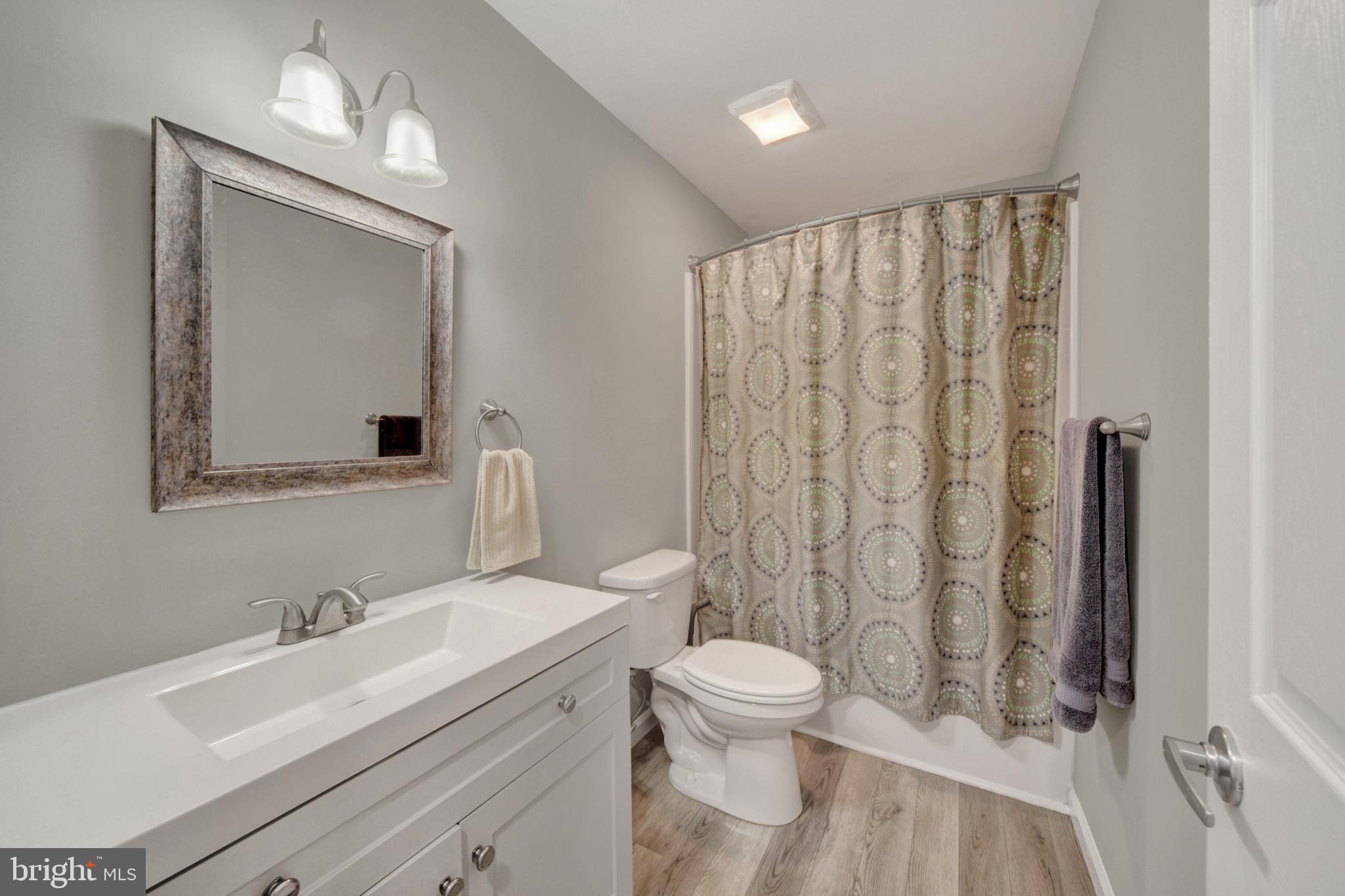 PERKINSVILLE - Residential