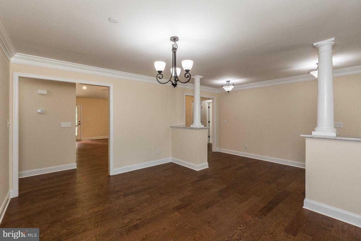 RIVERWOOD FARMS - Residential