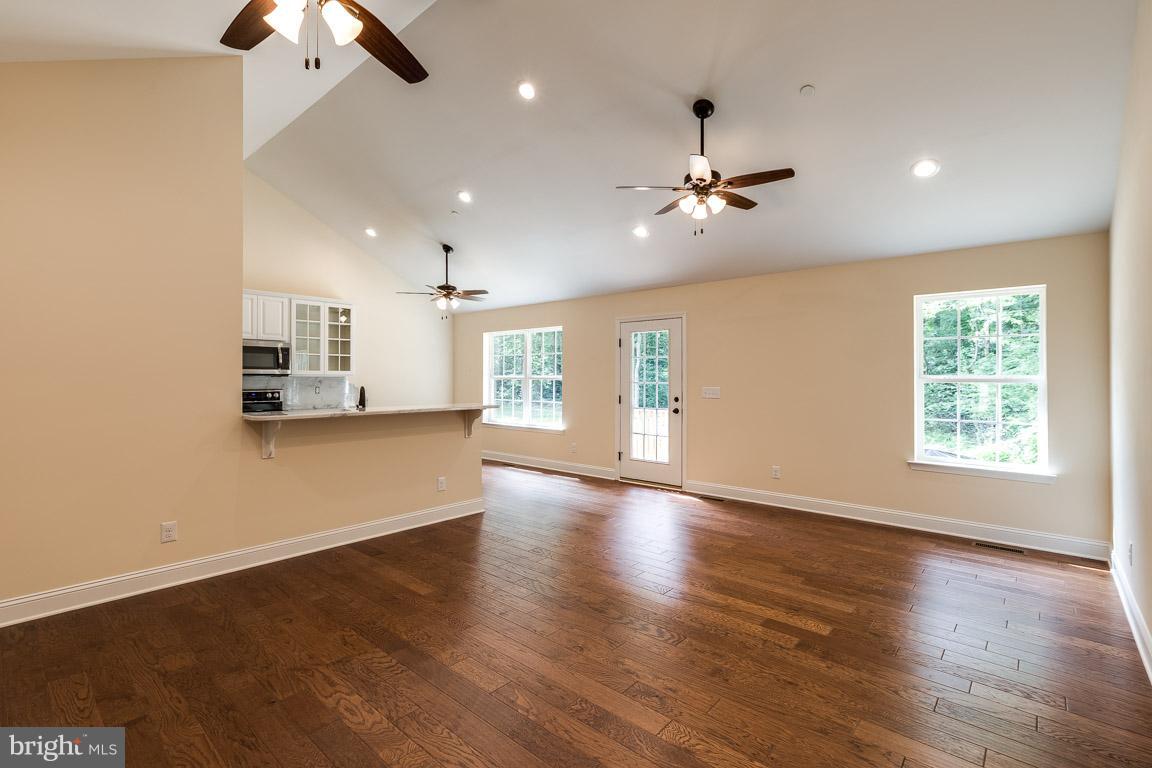 RIVERWOOD FARMS - Residential