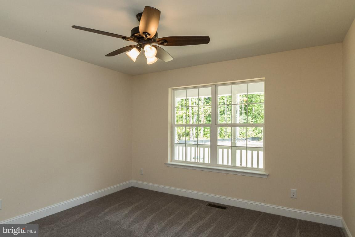 RIVERWOOD FARMS - Residential