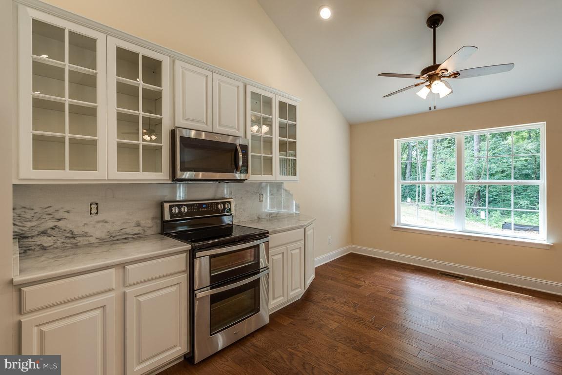 RIVERWOOD FARMS - Residential