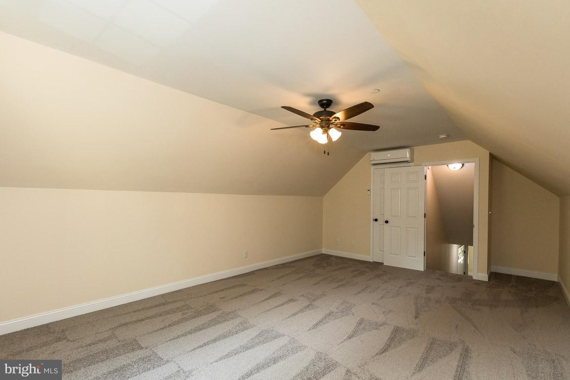 RIVERWOOD FARMS - Residential