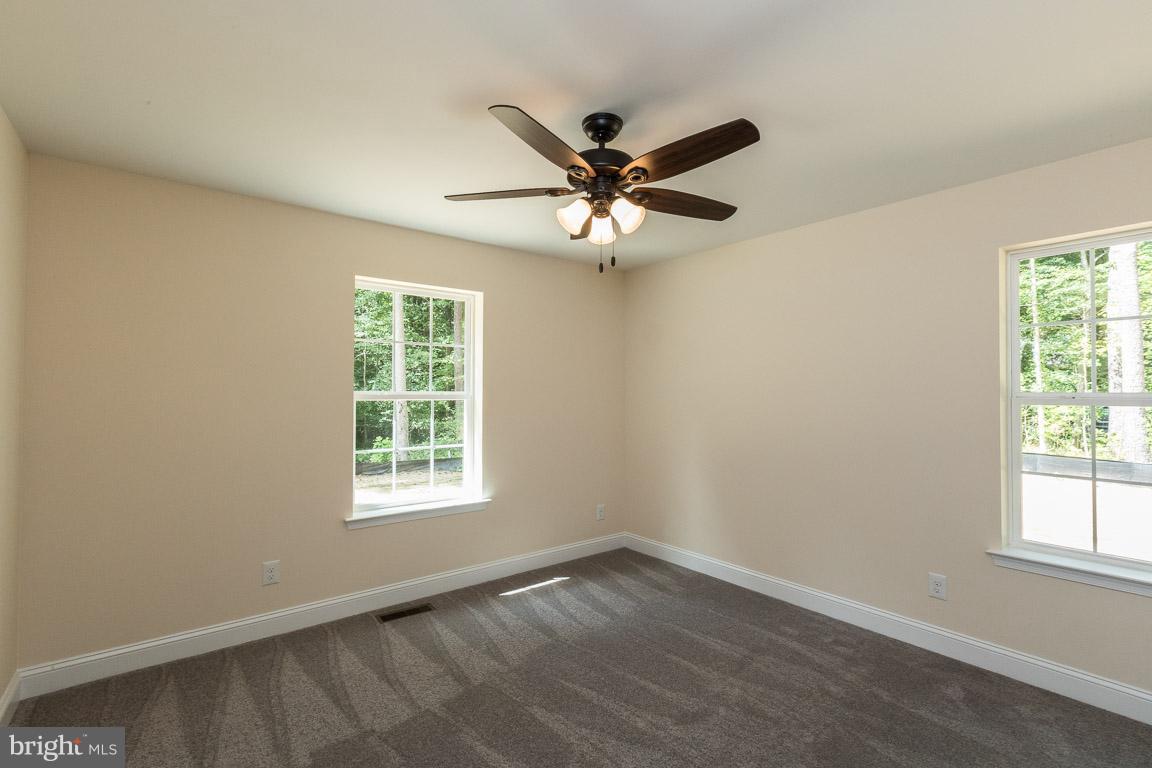 RIVERWOOD FARMS - Residential