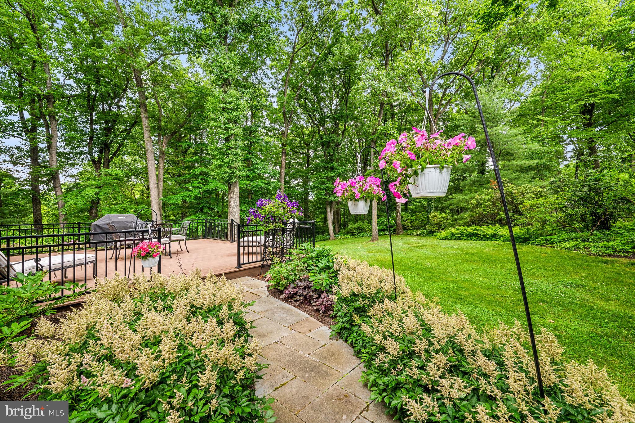 NORTHWOODS - Residential