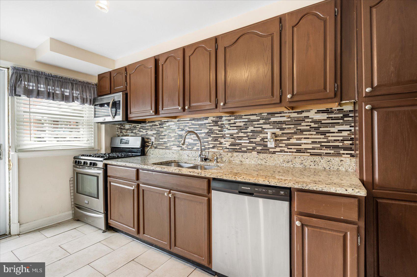 HILLENDALE - Residential